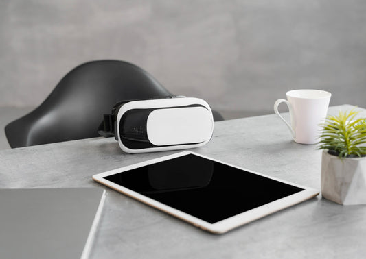 Best Apple Cases & Screen Protectors for Maximum Safety