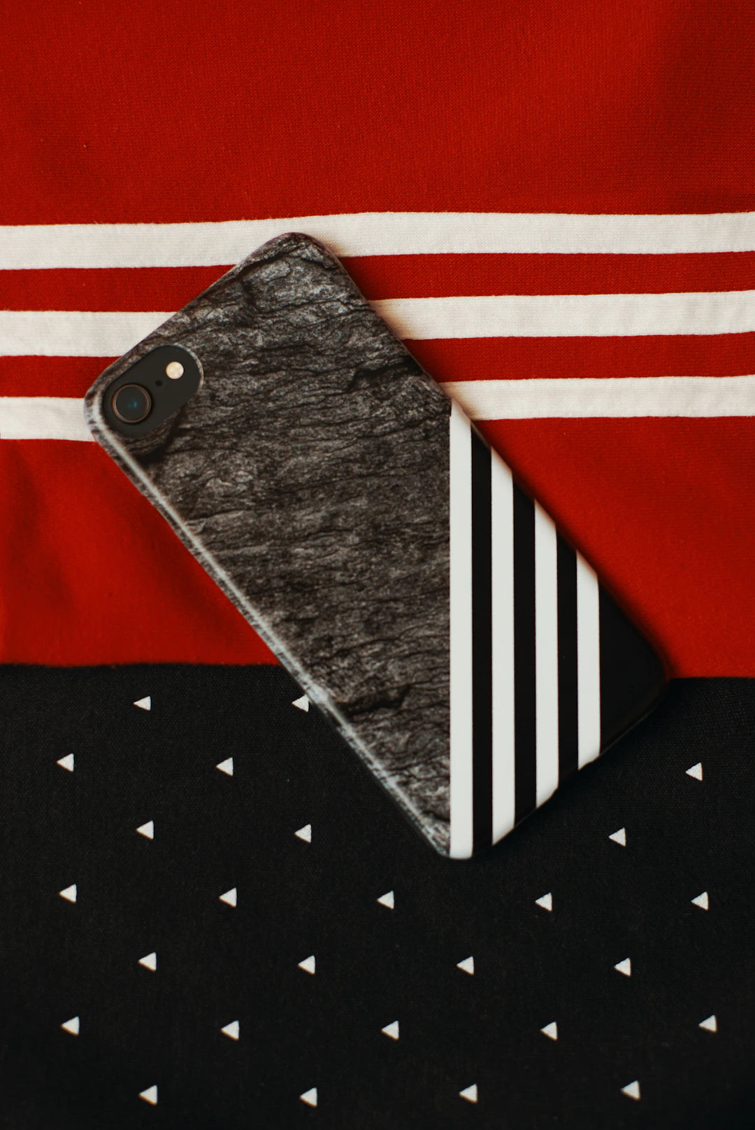 Mobile Case Myths Busted Protect Your iPhone 15