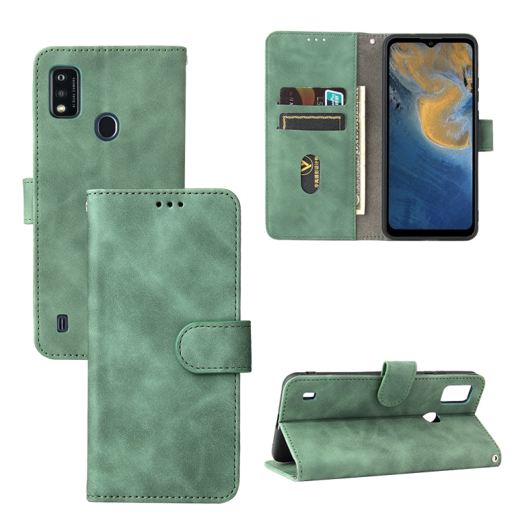 Solid Color Skin Feel Magnetic Buckle Horizontal Flip Calf Texture PU Leather Case with Holder & Card Slots & Wallet