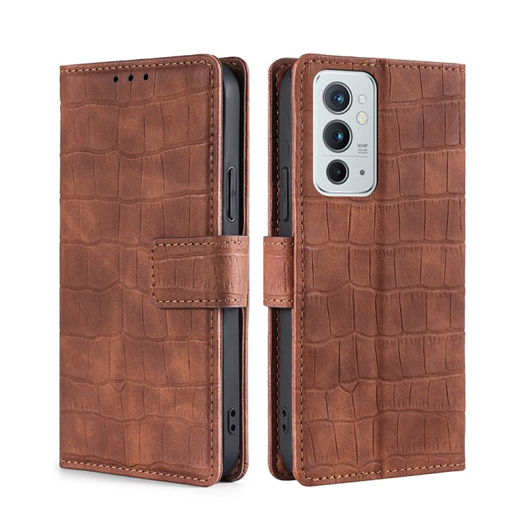 Skin Feel Crocodile Texture Magnetic Clasp Horizontal Flip Leather Phone Case with Holder & Card Slots & Wallet