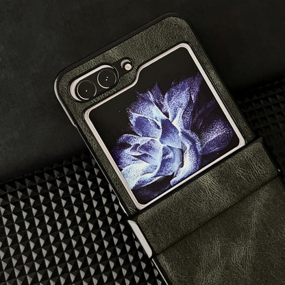 Crazy Horse Texture Hinge Shockproof Protective Phone Case