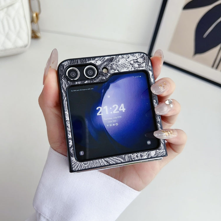 Embroidery Style Full Coverage Phone Case, For Samsung Galaxy Z Flip6 / Flip7 FE, For Samsung Galaxy Z Flip5, For Samsung Galaxy Z Flip4, For Samsung Galaxy Z Flip3