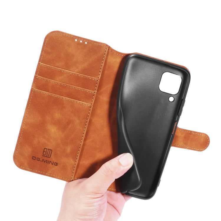 DG.MING Retro Oil Side Horizontal Flip Protective Case