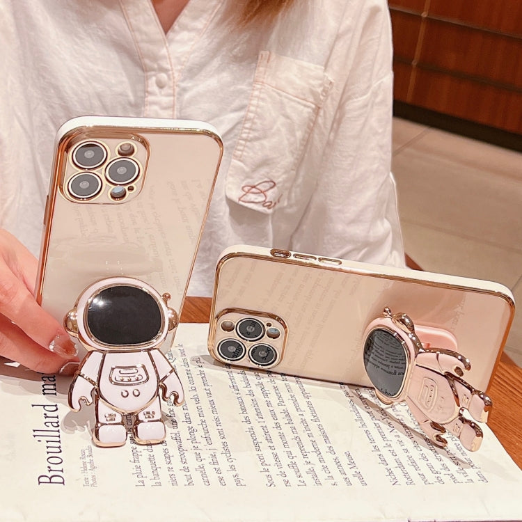 Electroplating Astronaut Holder Phone Case, For iPhone 16, For iPhone 15 Pro Max, For iPhone 15 Pro, For iPhone 15 Plus